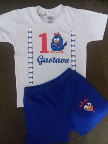 CONJUNTO COM SHORT GALINHA PINTADINHA